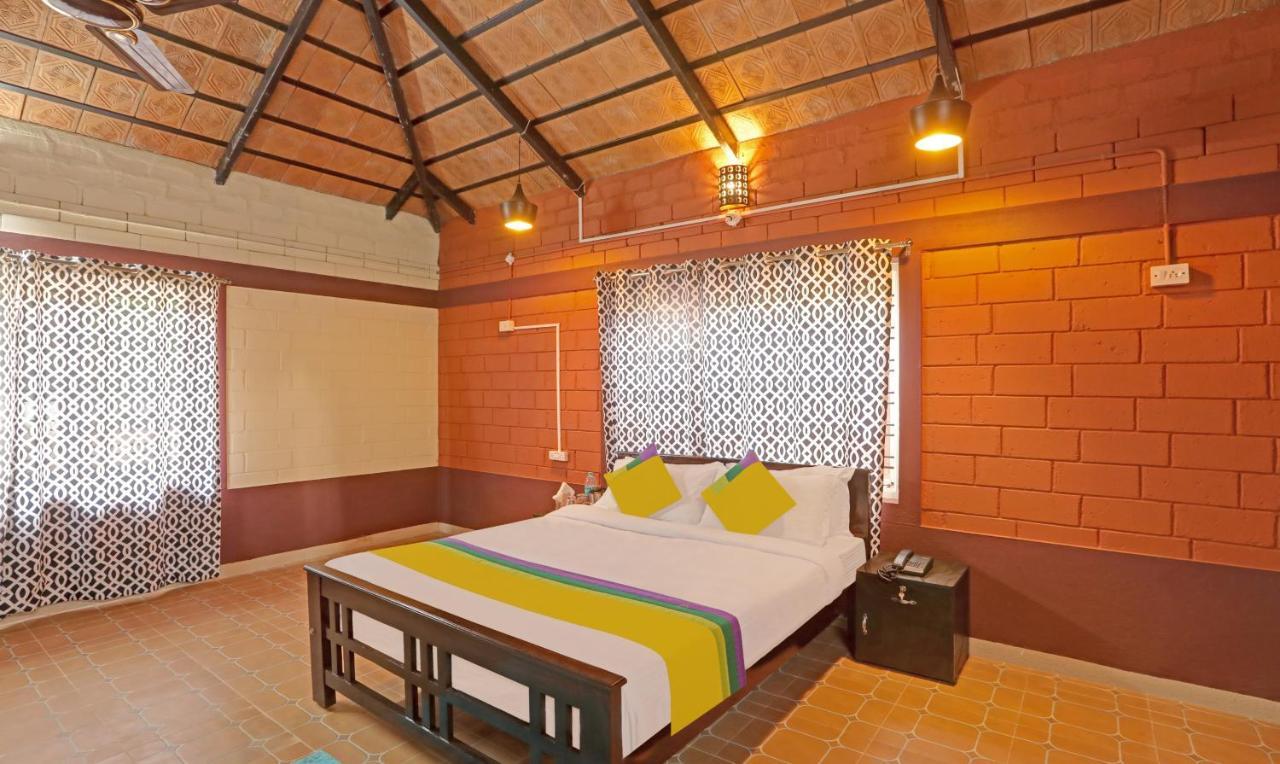 Hotel Allaranda Homestay Madikeri Bagian luar foto