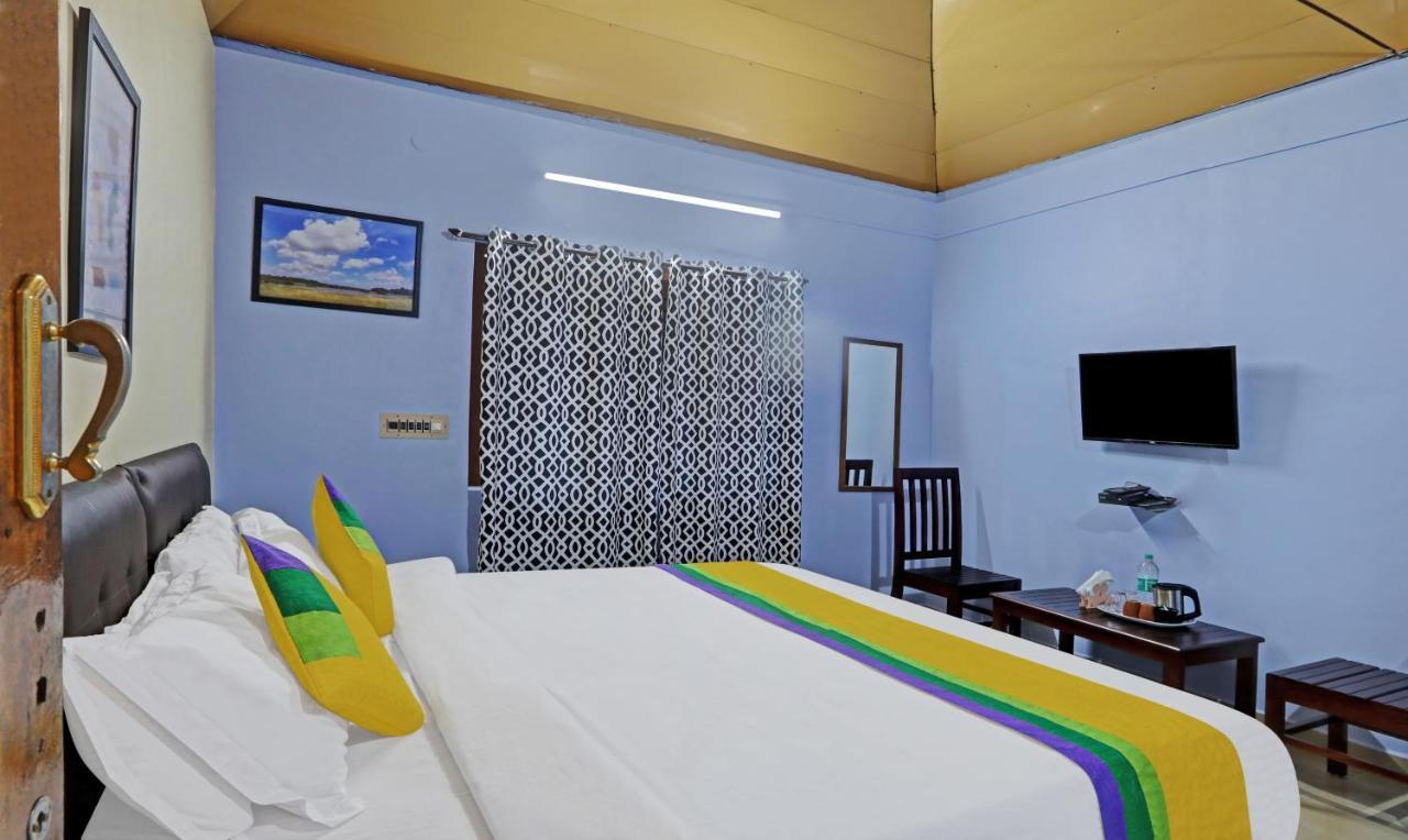 Hotel Allaranda Homestay Madikeri Bagian luar foto