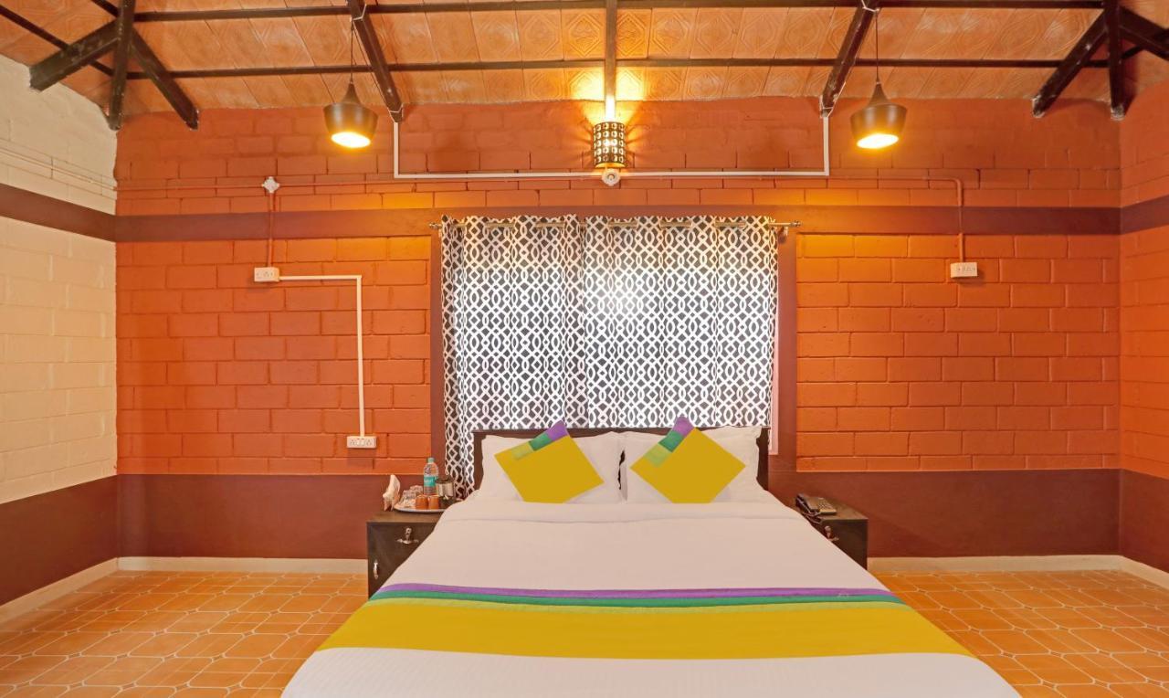 Hotel Allaranda Homestay Madikeri Bagian luar foto